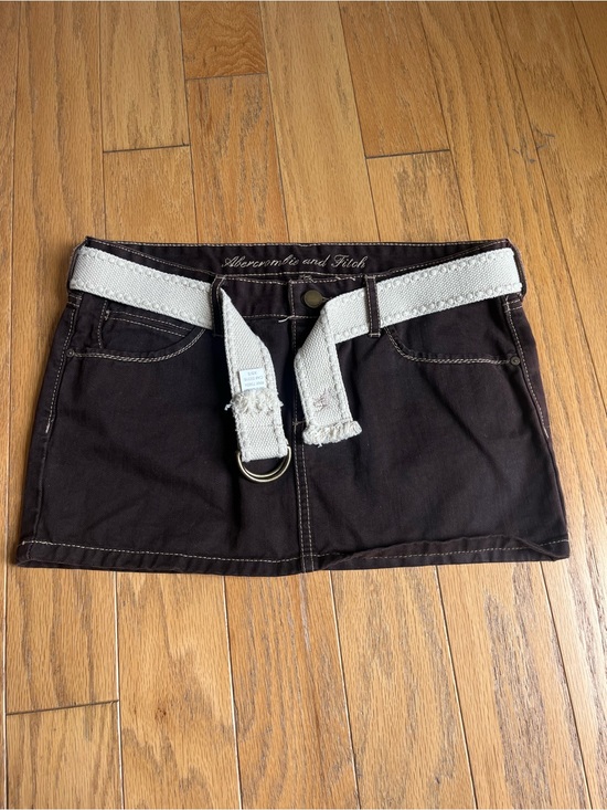 Abercrombie & Fitch Dresses & Skirts - Abercrombie & Fitch Brown Mini Skirt with Cream Colored Stitching